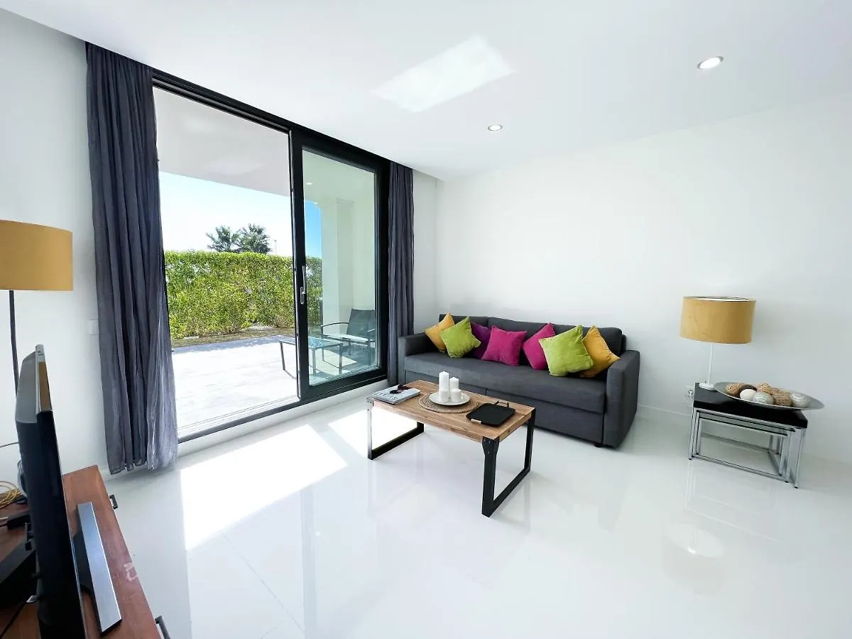 Apartment In Manilva, Just A Few Steps From The Beach